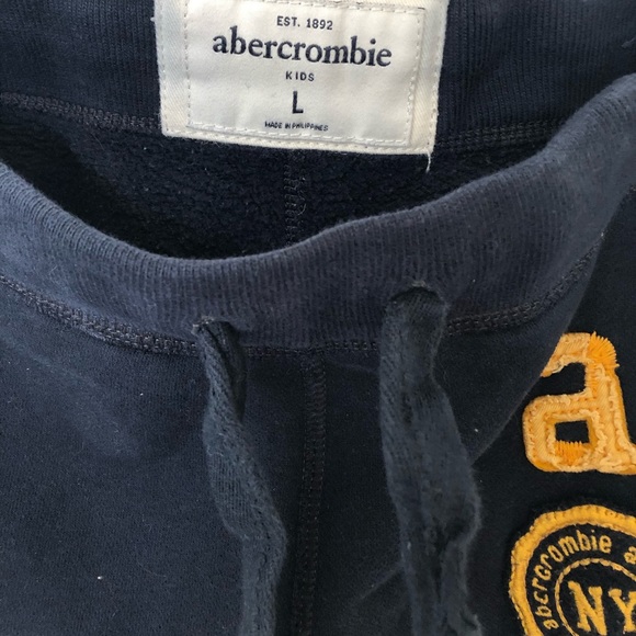 ABERCROMBIE KIDS sweatpants - Picture 4 of 5